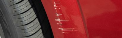 Rimuovere graffi auto: guida semplice e fai da te